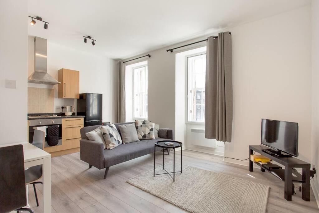 Modern & Bright 1 Bed For 4 Close To City Centre! Lejlighed Edinburgh Eksteriør billede