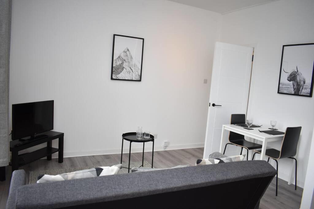 Modern & Bright 1 Bed For 4 Close To City Centre! Lejlighed Edinburgh Eksteriør billede